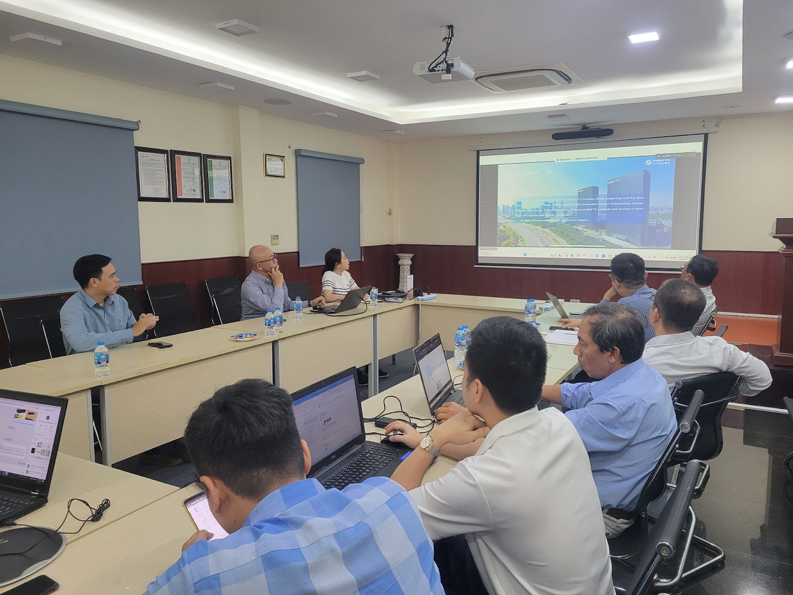 TECHGEL HỢP TÁC CHIẾN LƯỢC CÙNG INSPUR GROUP – TĂNG CƯỜNG NĂNG LỰC HẠ TẦNG CÔNG NGHỆ TẠI VIỆT NAM